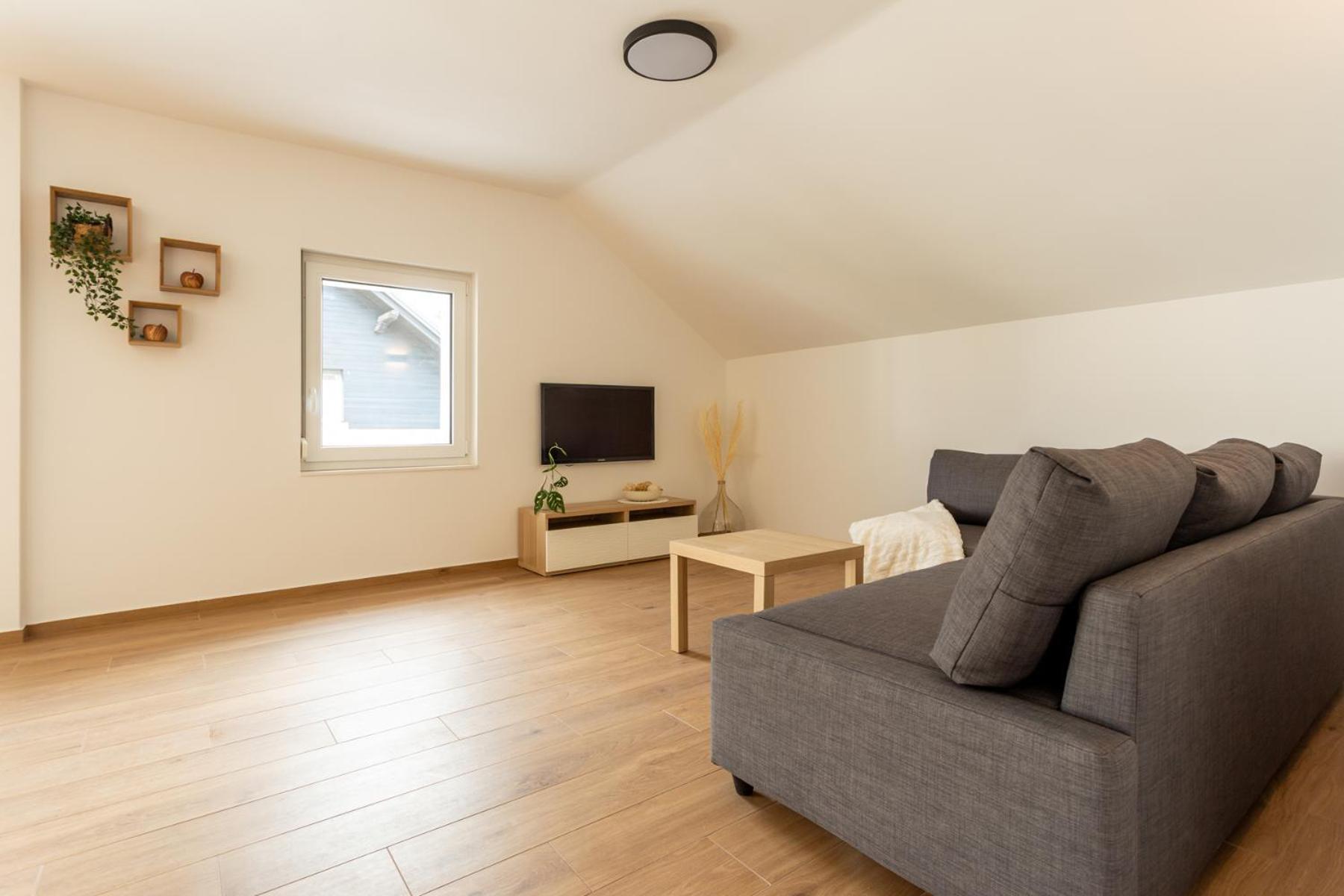 Apartmaji Klavdija Любляна Экстерьер фото