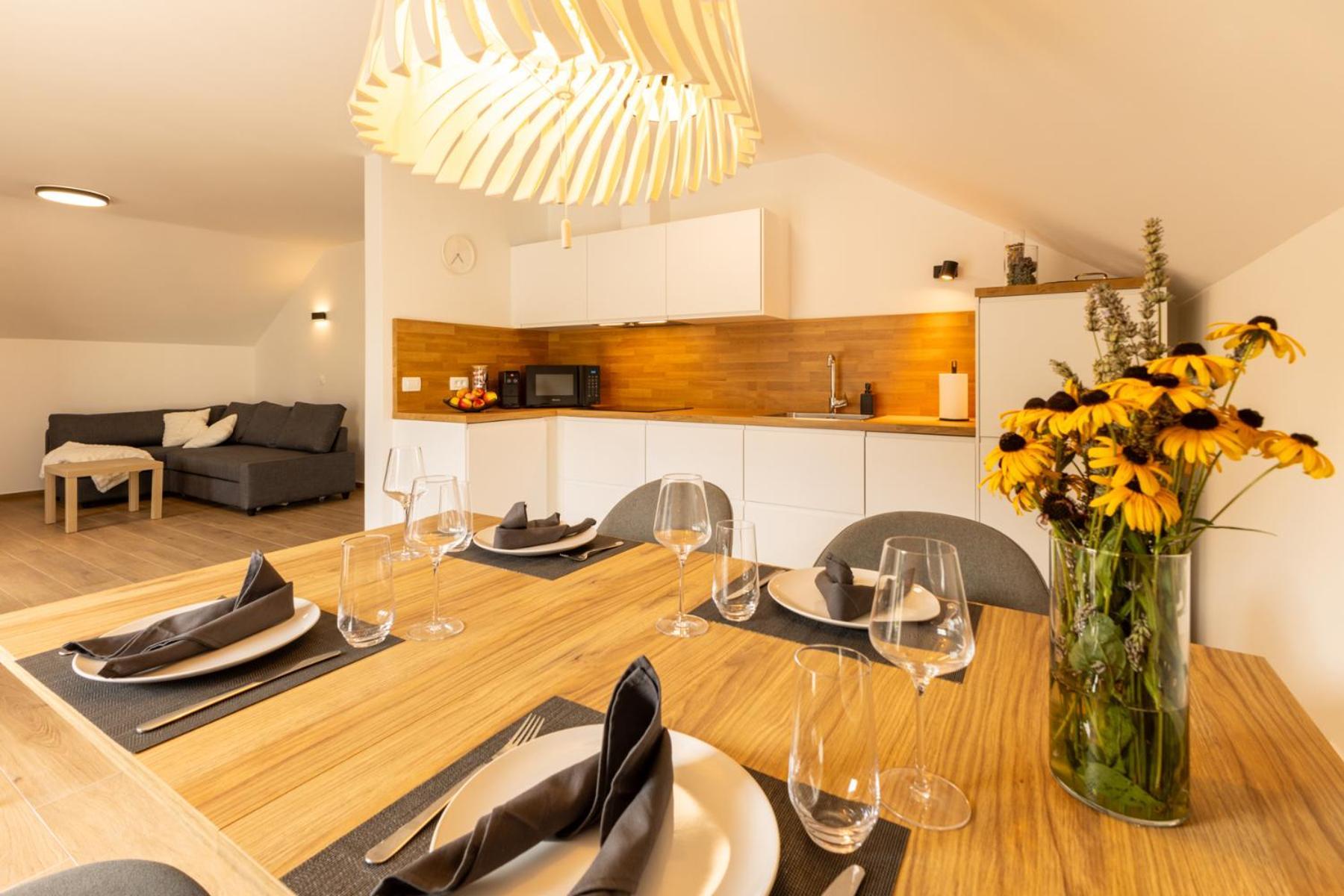 Apartmaji Klavdija Любляна Экстерьер фото